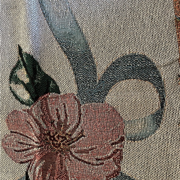 NWOT Daughter In Law Tapestry Throw Blanket 63"x54" - Picture 2 of 12